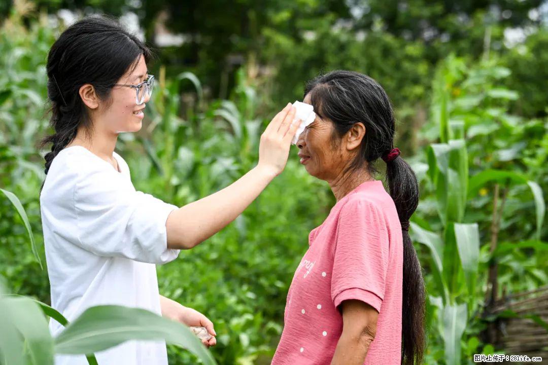 全网追的“扁担女孩”，找了一份暑假工，时薪12元 - 兰州生活资讯 - 兰州28生活网 lz.28life.com
